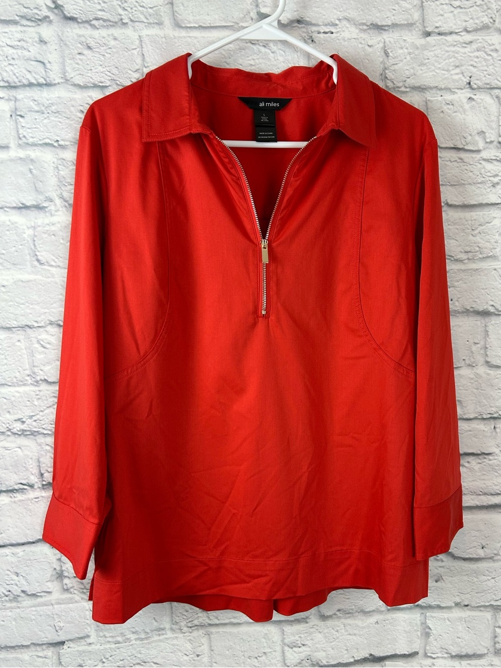 Ali Miles Red Bamboo Blend Zip Front Tunic Top Size Large NWT